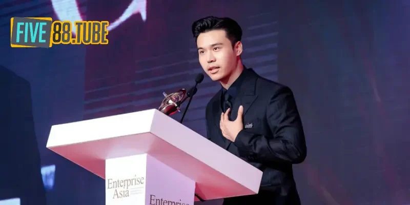 CEO Minh Krut 1 Tìm hiểu đôi nét về tiểu sử của CEO Minh Krut
